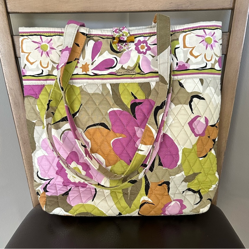 NWOT Vera Bradley Medium Tote Bag - Portobello Road   *Retired*